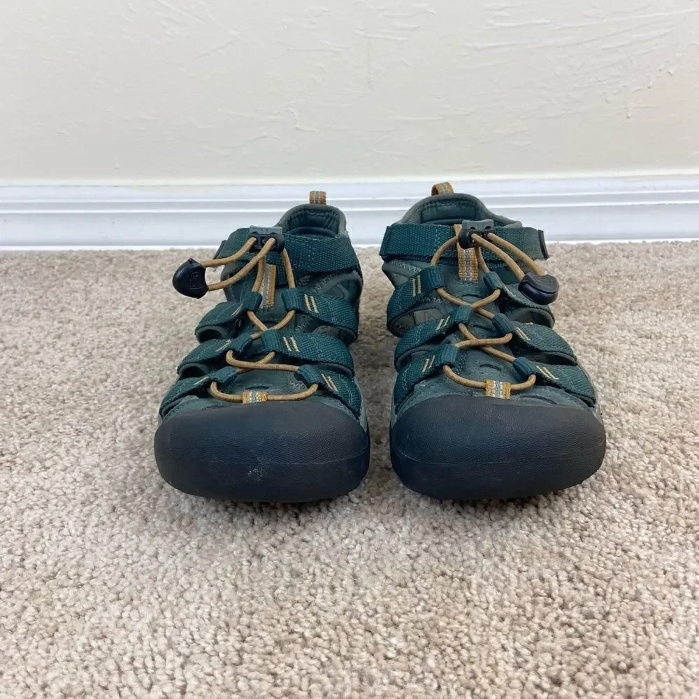 Keen Big Kid’s Newport H2 Slip-On Hiking Water Shoes - Dark Green